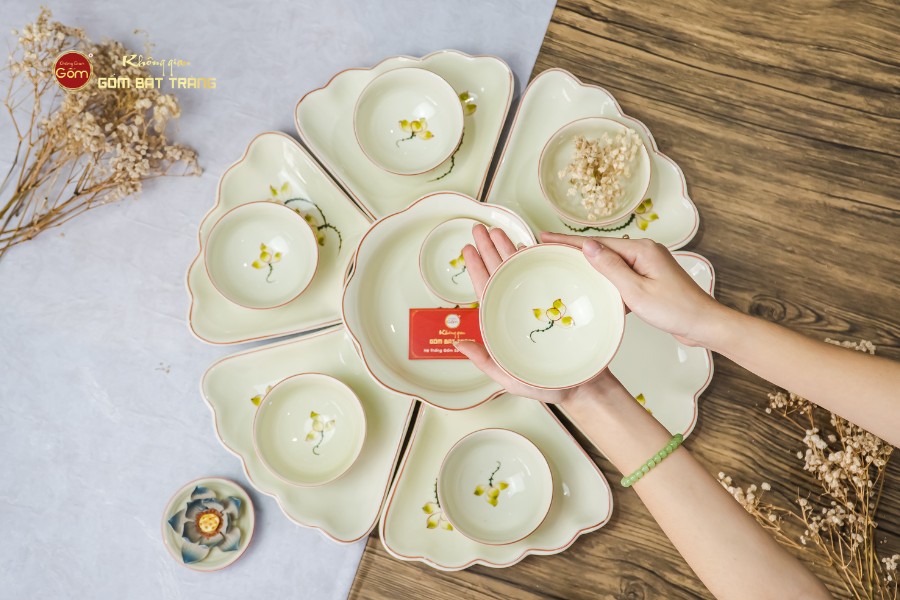 Bộ Bát Đĩa Thờ Cúng Hoa Mặt Trời