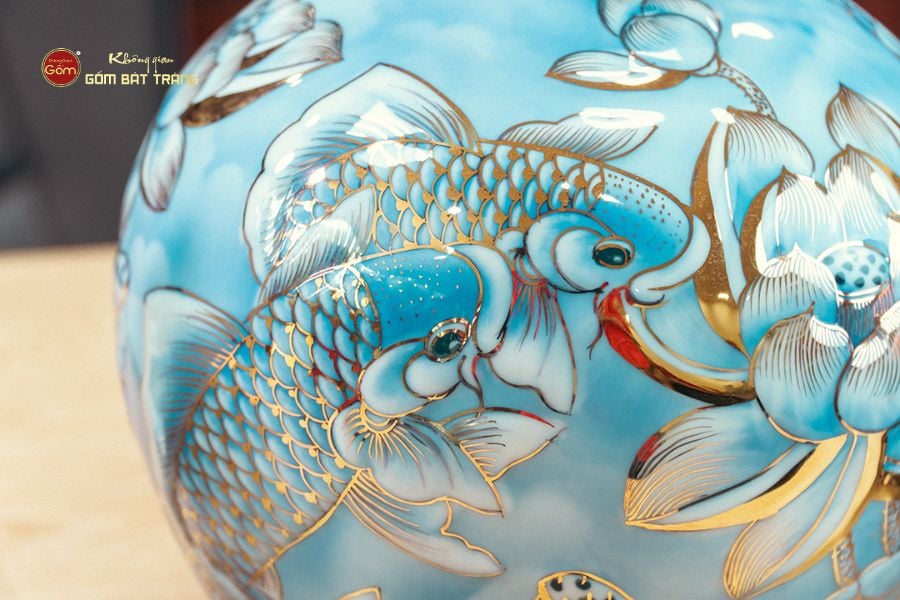 Quả Hút Lộc Niên Niên Hữu Dư Chạm Nổi Vẽ Vàng