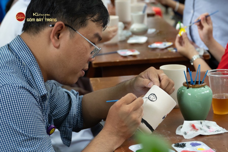 Không Gian Gốm Đồng Hành Cùng Viện Y Dược Học Dân Tộc TP.HCM