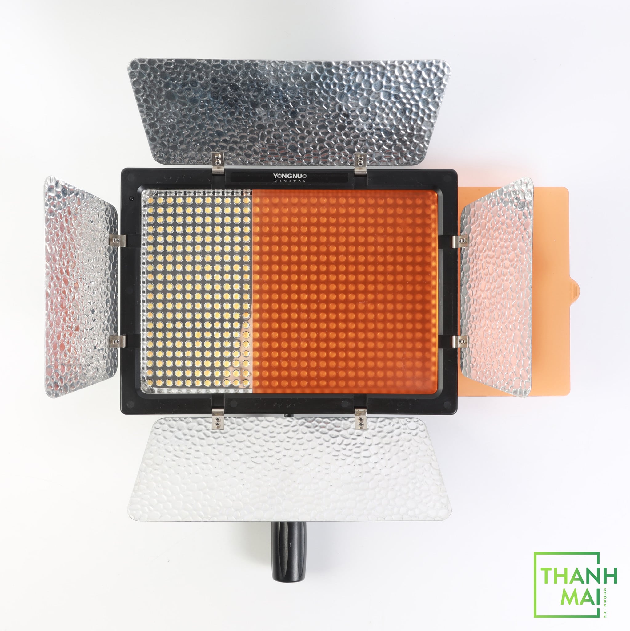 Đèn LED Yongnuo YN600L