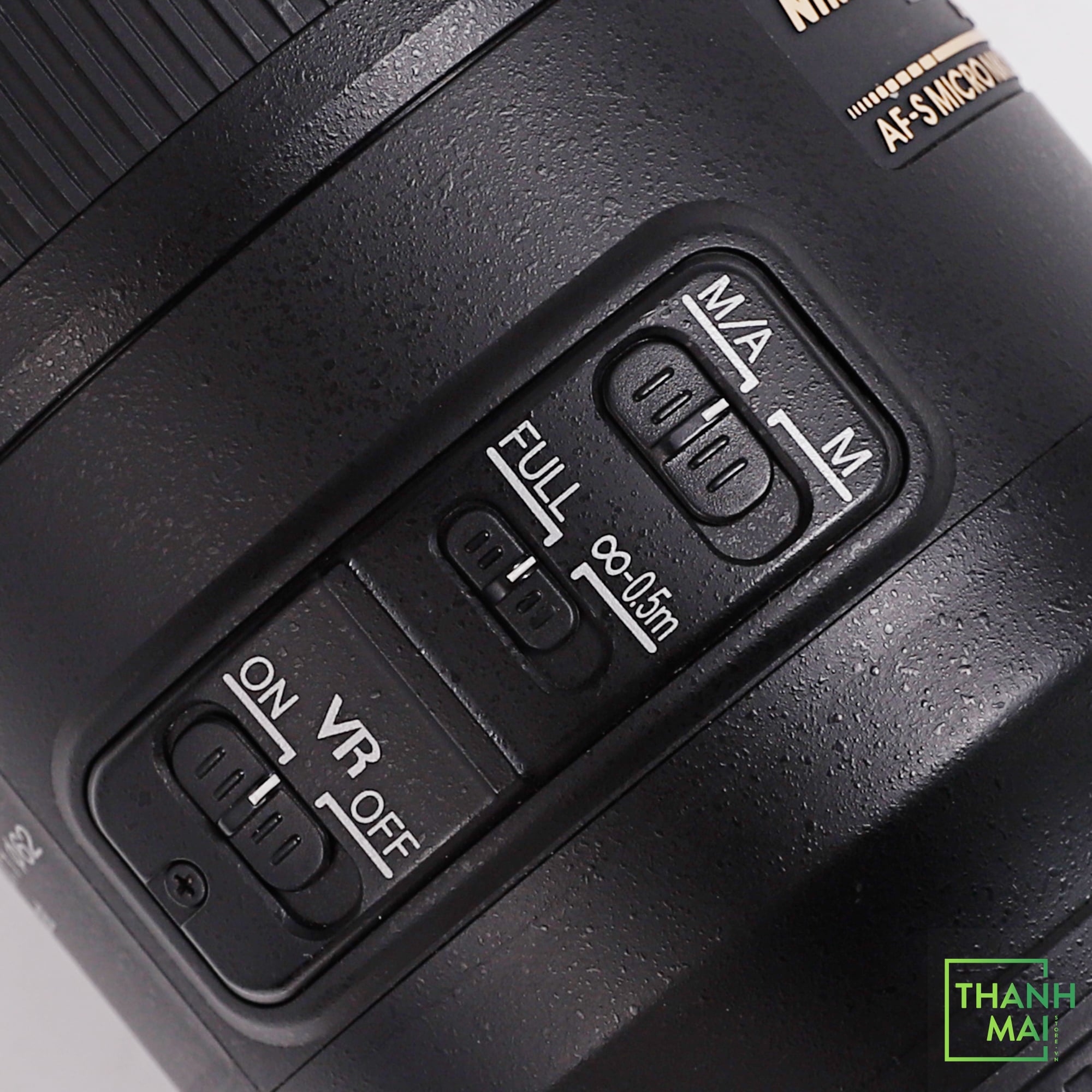 Nikon AF-S NIKKOR 105mm F/2.8G MICRO IF-ED VR Nano