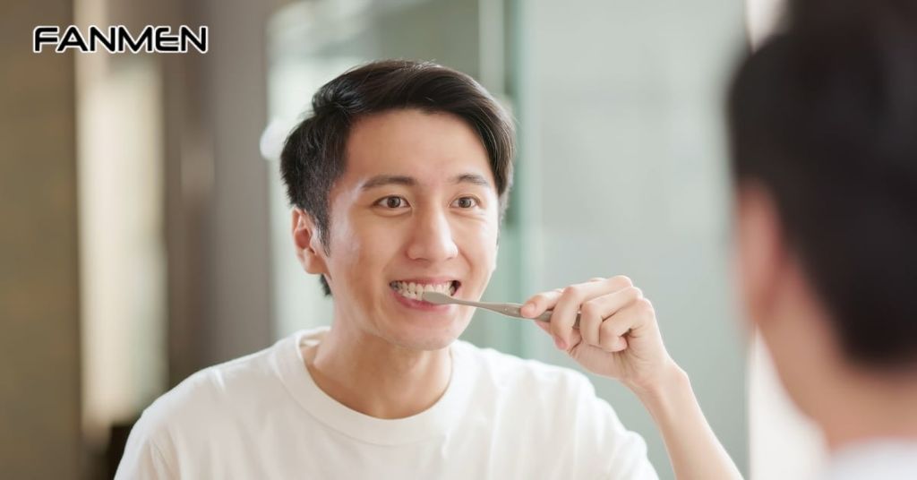 Đánh răng đúng cách và thường xuyên