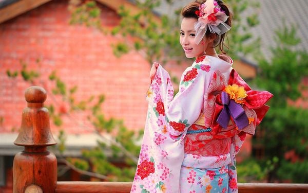 Ý Nghĩa Và Biểu Tượng Của Trang Phục Truyền Thống Kimono