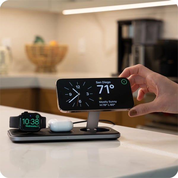 Đế sạc không dây Satechi 3in1 Qi2 Trio Wireless Charging Pad