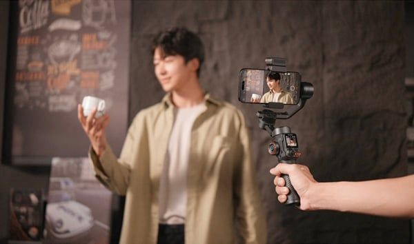 Tay cầm chống rung cho điện thoại Hohem iSteady M7 Gimbal