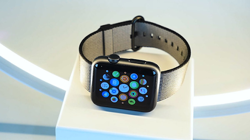Ngắm nhìn giao diện hiện đại của đồng hồ Apple Watch Gen 1 (2014)