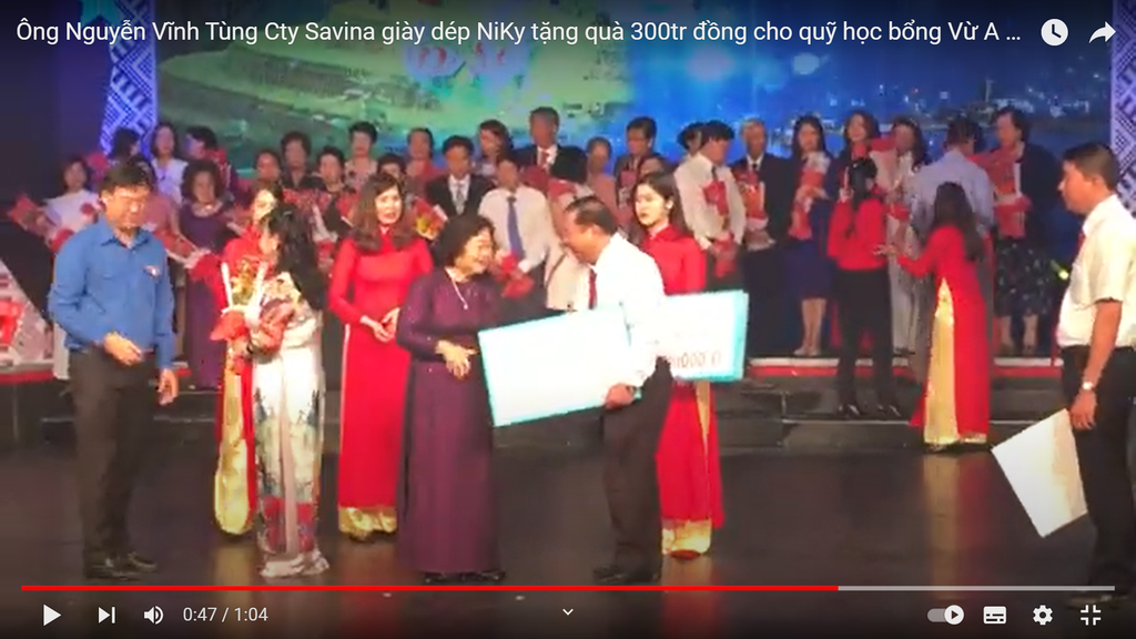 Thế giới giày dép tham gia hoạt động từ thiện