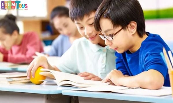 Đặt ra mục tiêu để dạy trẻ tập trung khi học