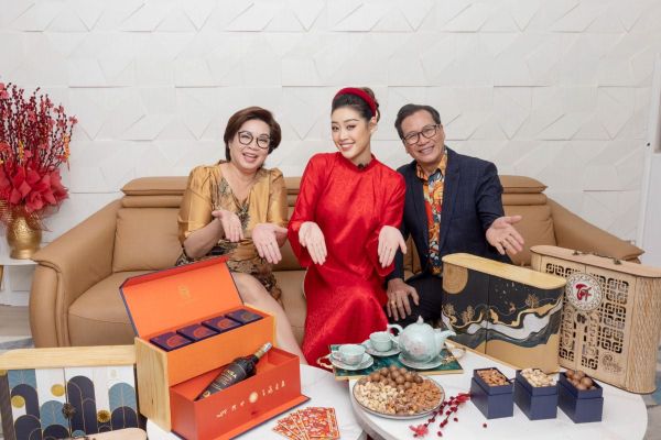 Hộp quà Tết Lacharm Foods 2025
