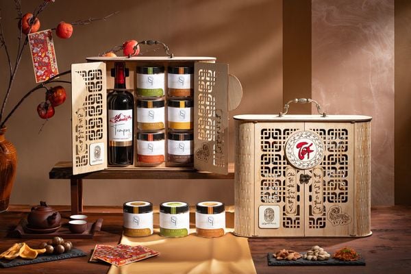Hộp quà tết Tứ Quý Thịnh Vượng