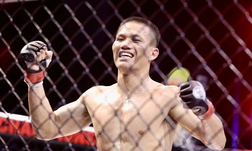 Chiến thuật giúp Phạm Công Minh đánh bại Zakhar trên sàn MMA