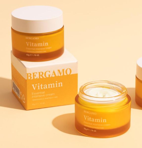 Kem dưỡng Vitamin Bergamo Essential Intensive Cream 1