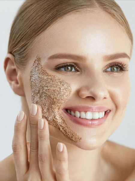 Tẩy da chết là quy trình dưỡng da cần thiết