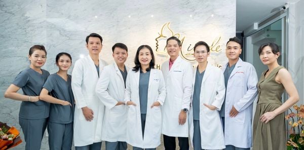 TS. BS. Bui Chi Thuong va doi ngu Miracle
