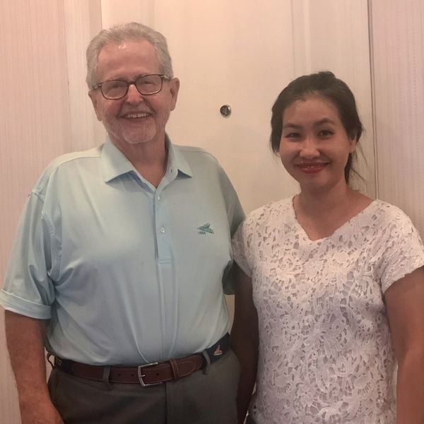 Ts Bs Nguyen Thi Kieu Tho va PGS Robert Hodge