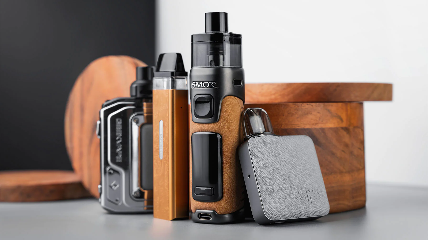 So Sánh Vape Truyền Thống, Pod System Close Pod, Pod System Refillable và Pod 1 Lần.