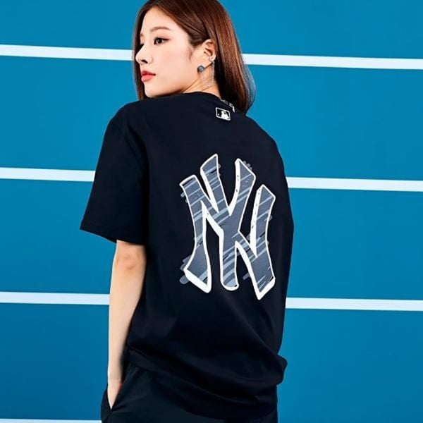 Cách phối đồ unisex cho nữ mũm mĩm