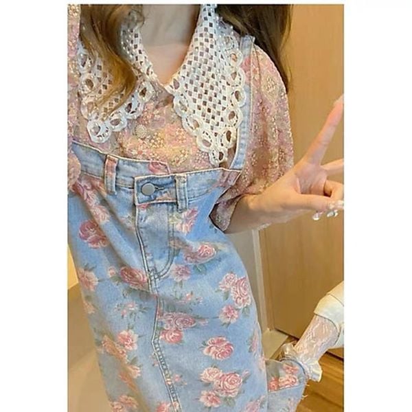 Áo sơ mi +  Váy yếm jean