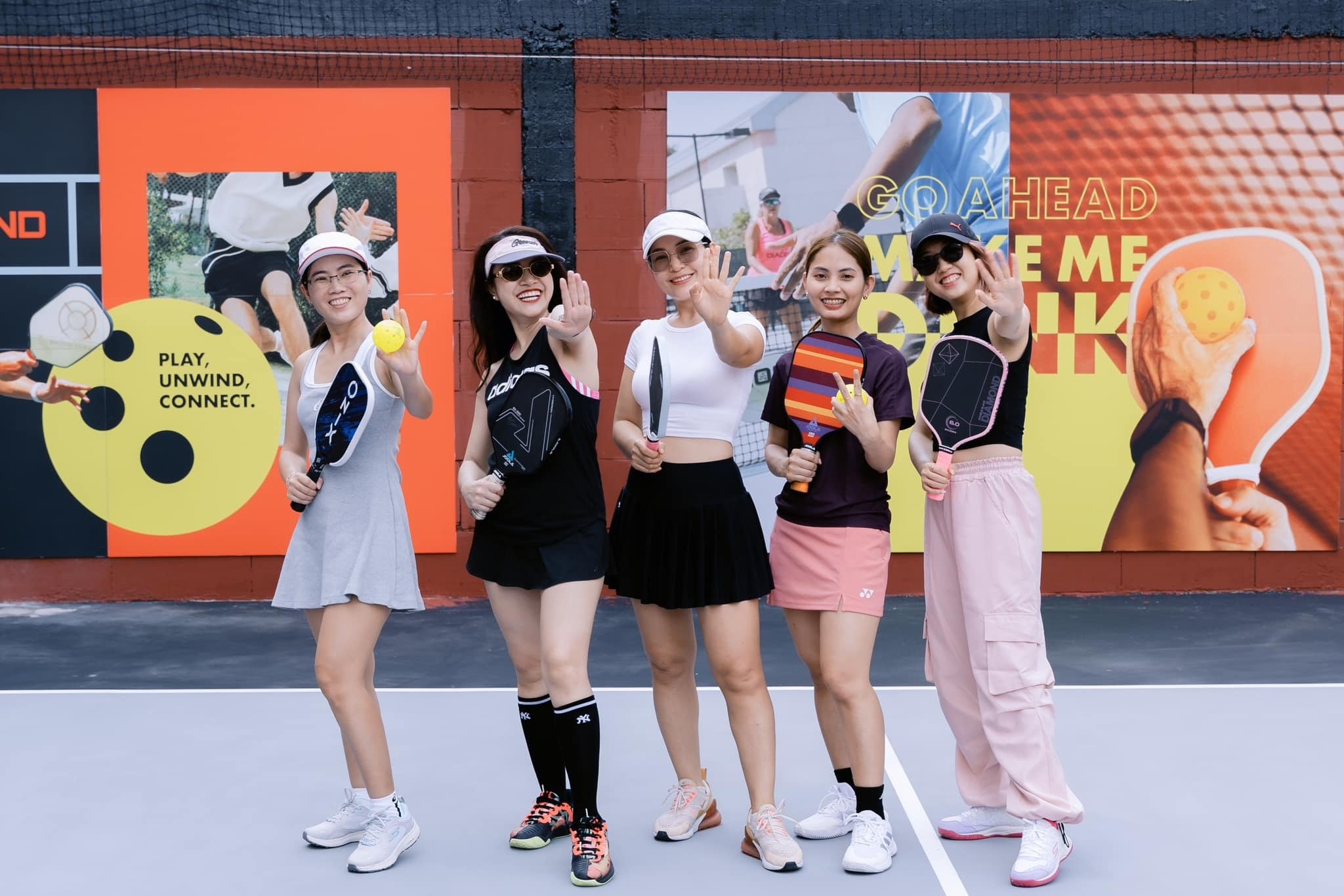 Mới Bắt Đầu Với Pickleball? Tất Tần Tật Những Gì Bạn Cần Biết!