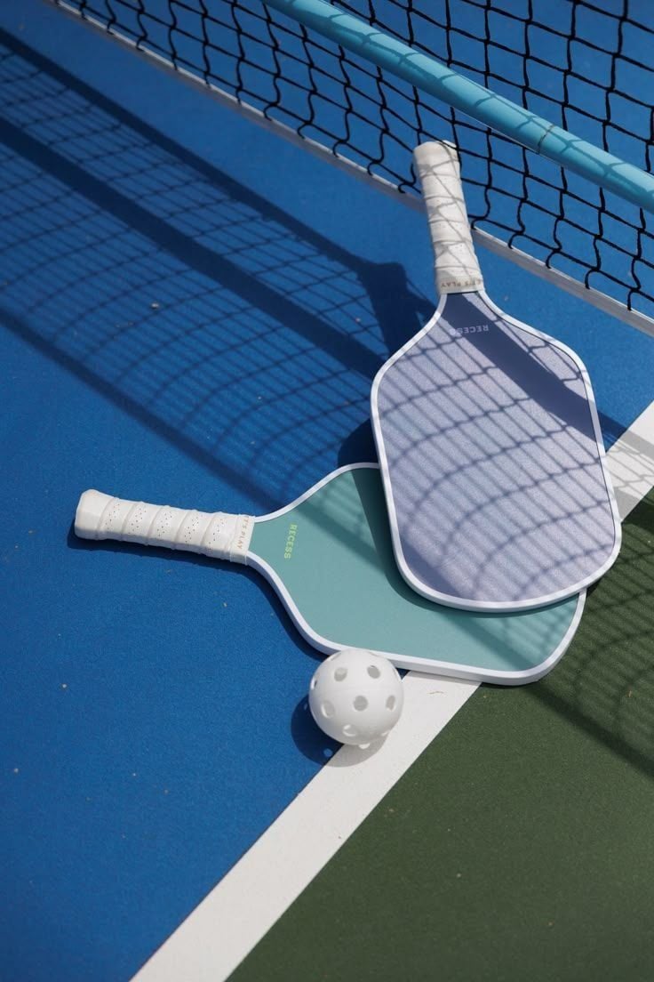 dụng cụ chơi pickleball