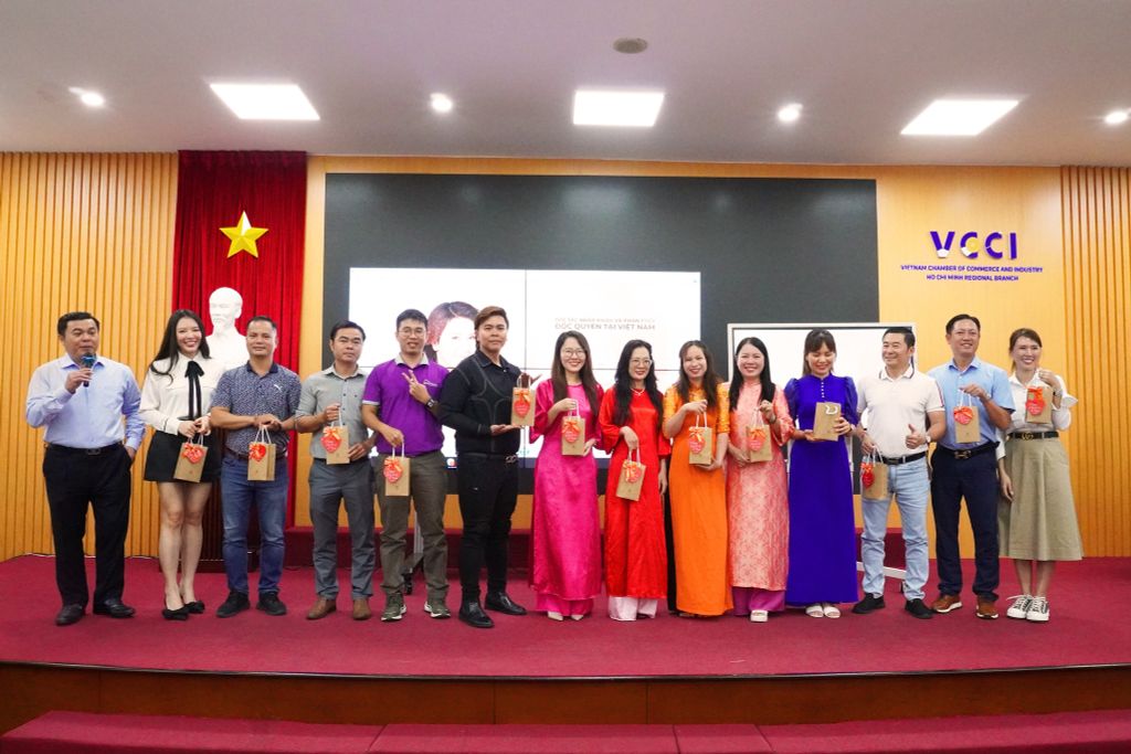 Dr.Pro - Nhà Tài Trợ Vàng Đồng Hành Cùng VCCI Trong Khóa Học CEO 4.0