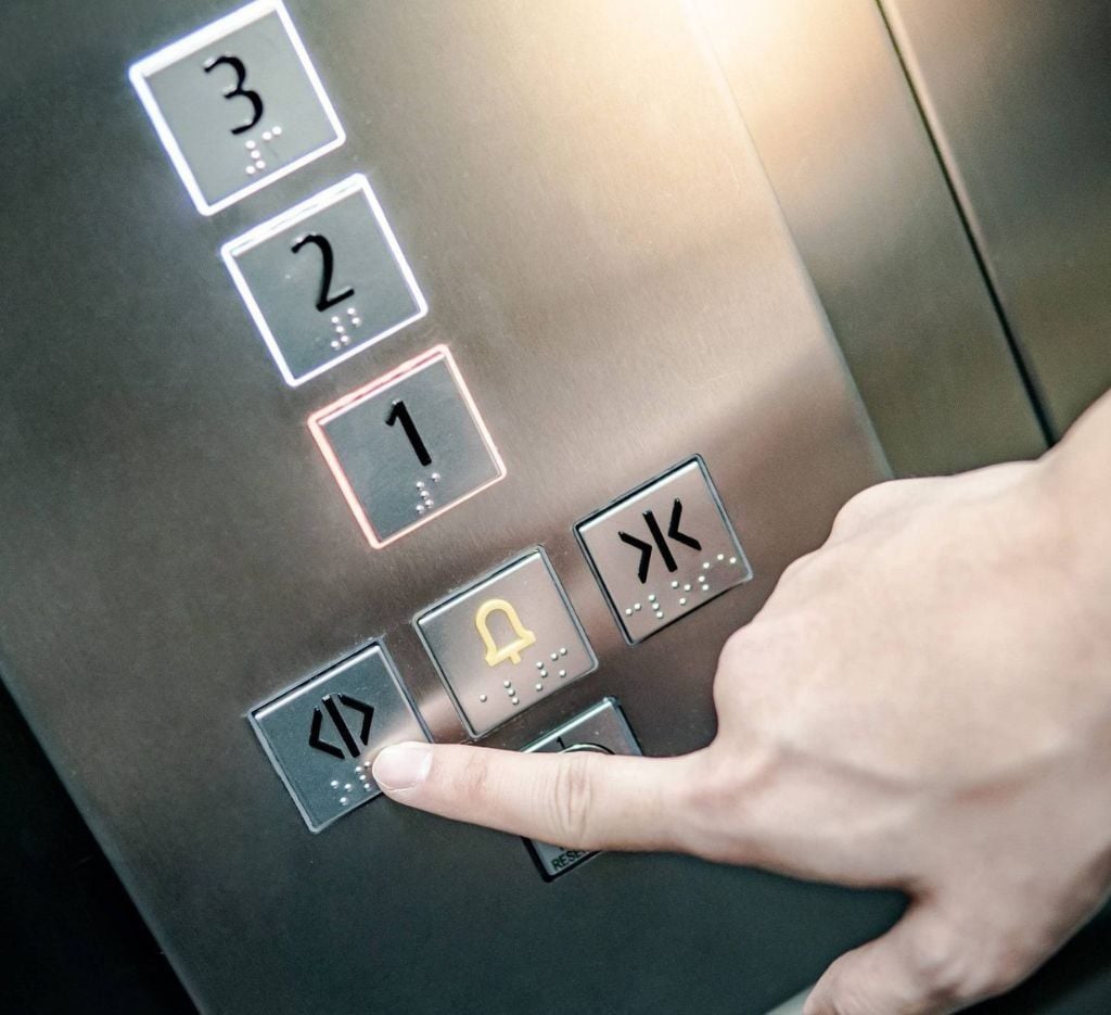 10 lưu ý quan trọng khi lắp đặt thang máy gia đình