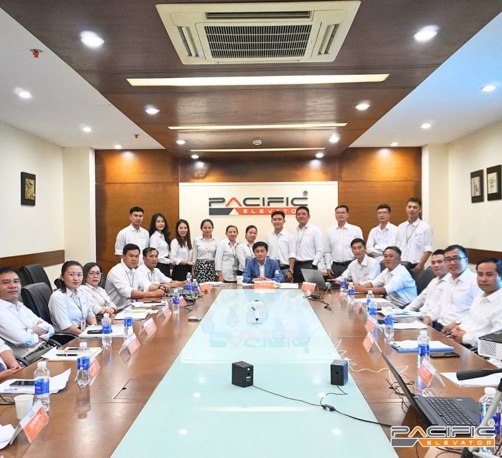 Họp tổng kết cuối năm 2023 - Công Ty Thang Máy Pacific