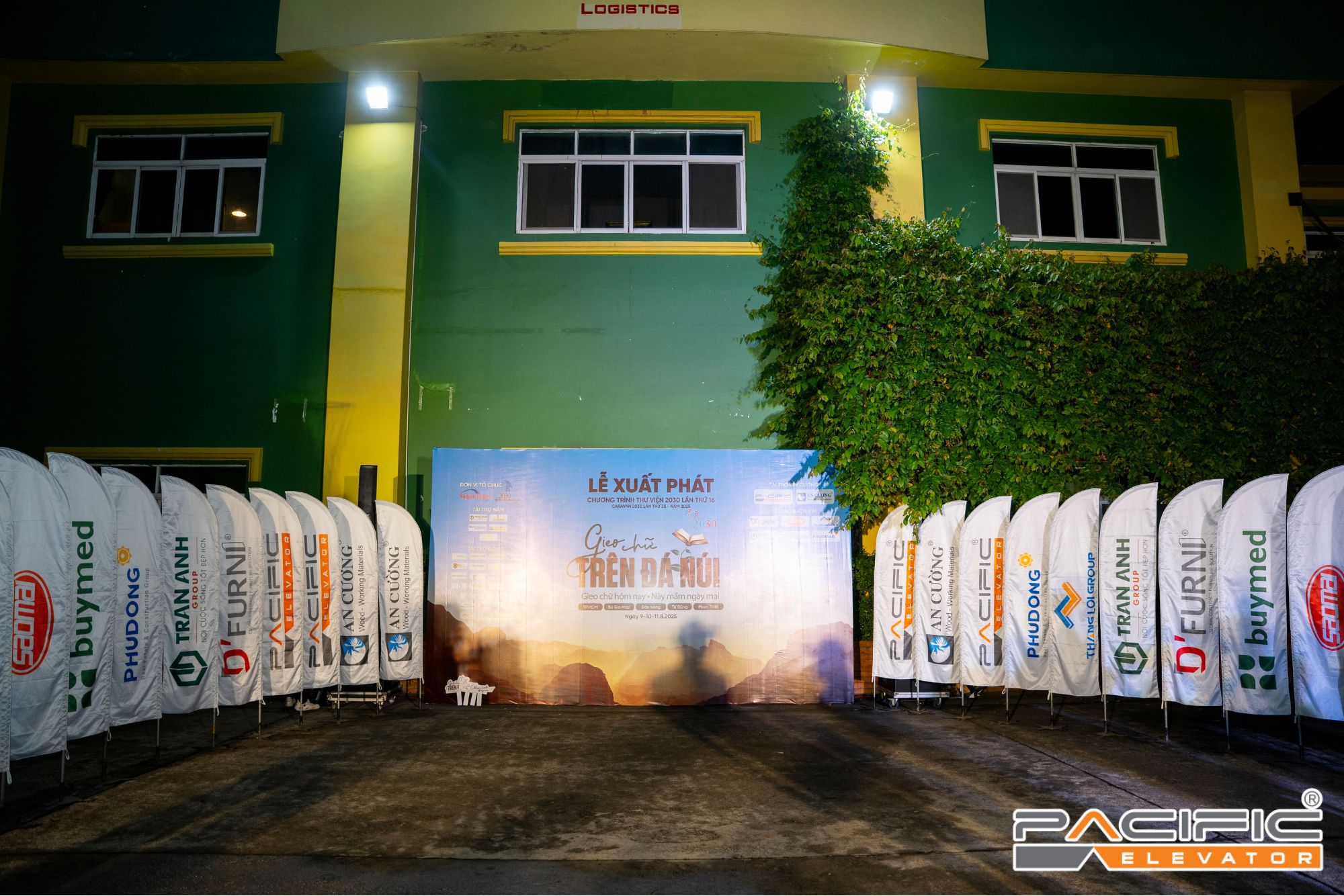 lễ xuất phát caravan thư viện 2030 lần thứ 32