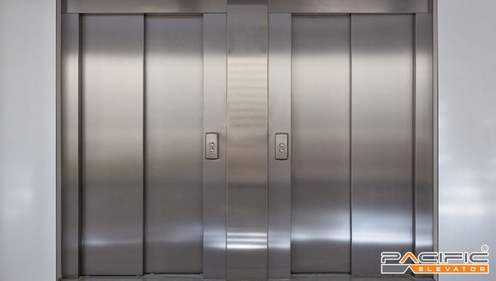 Hình ảnh cửa tầng thang máy