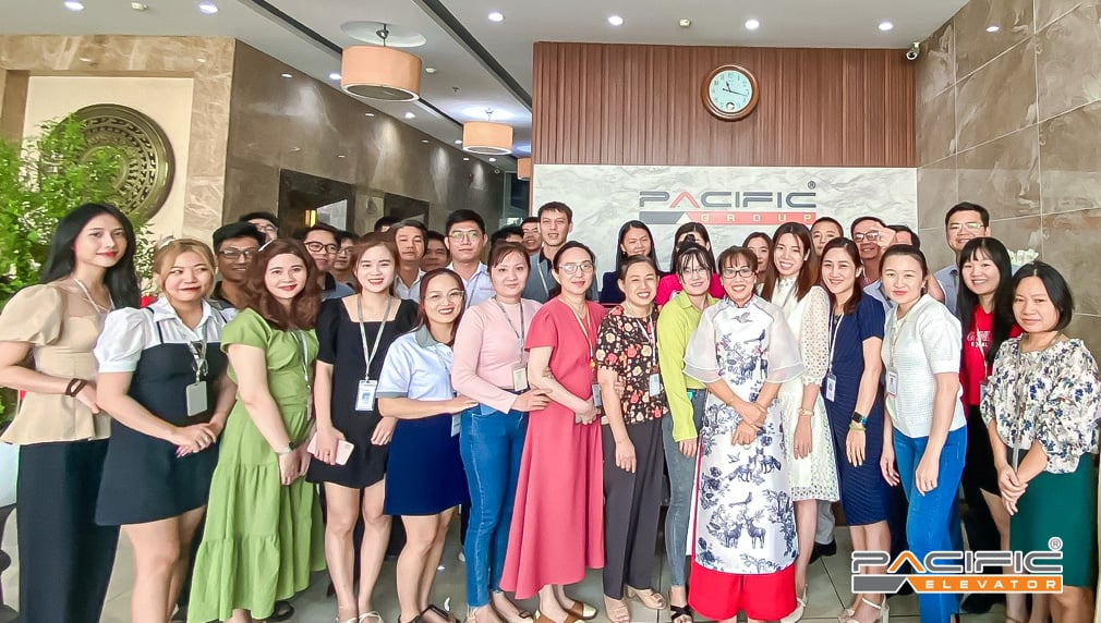 Cán bộ nhân viên Thang Máy Pacific tại trụ sở chính