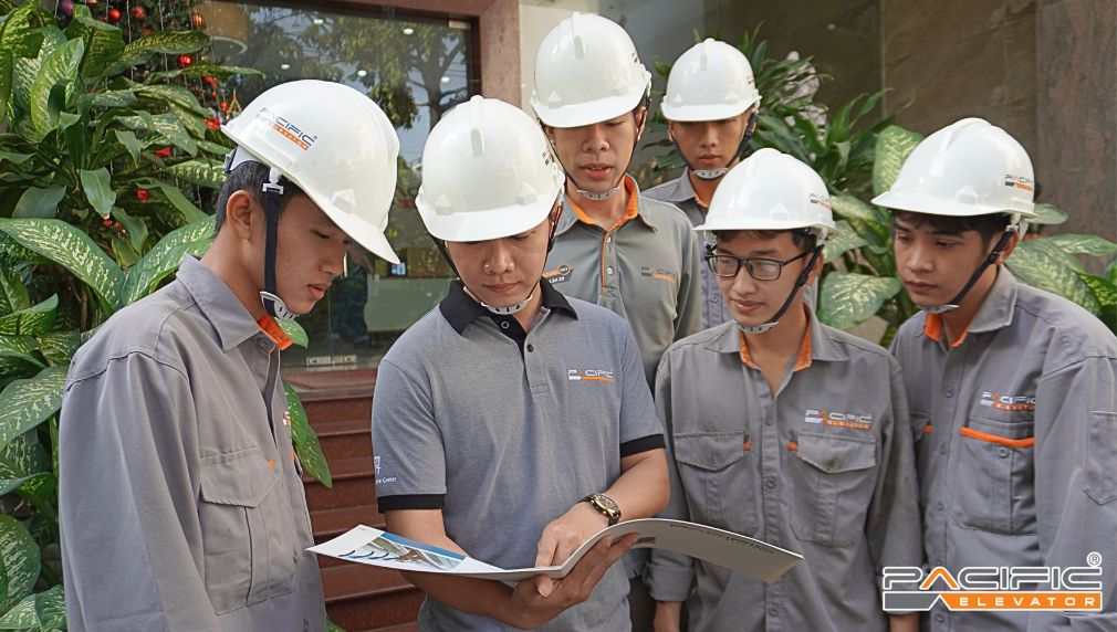 đội ngũ kỹ thuật viên thang máy Pacific