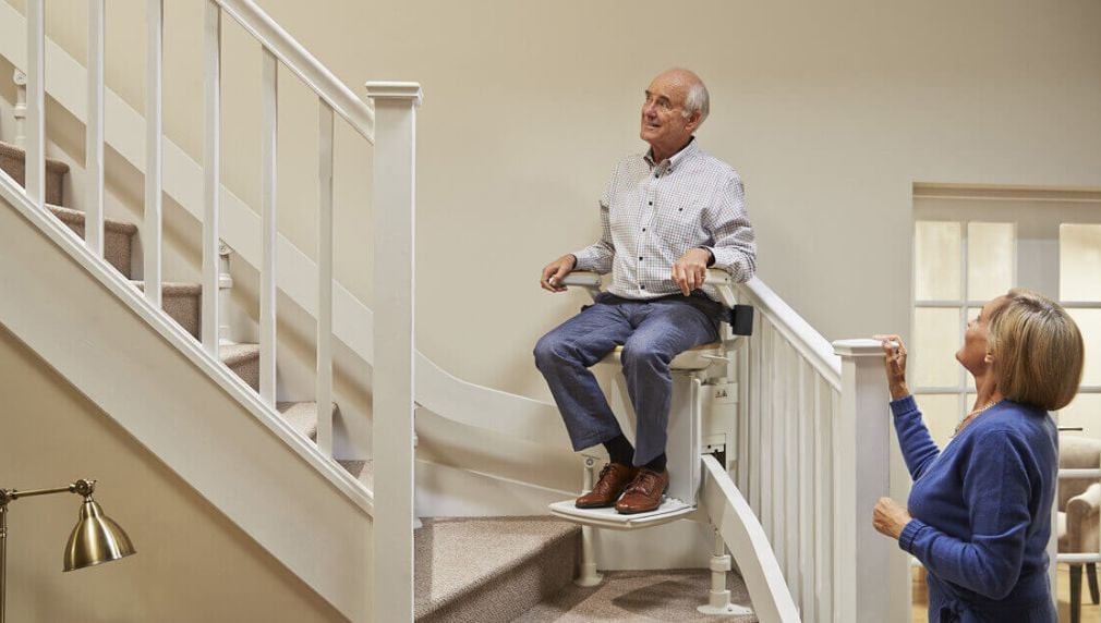lắp đặt thang ghế stairlift tiện lợi