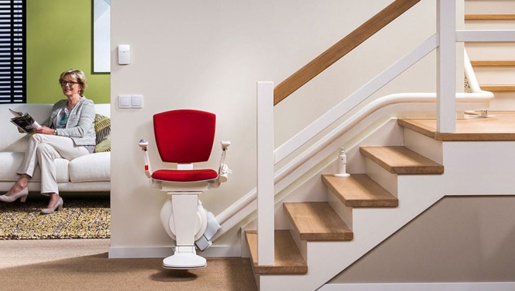 lắp đặt thang ghế stairlift tiện lợi