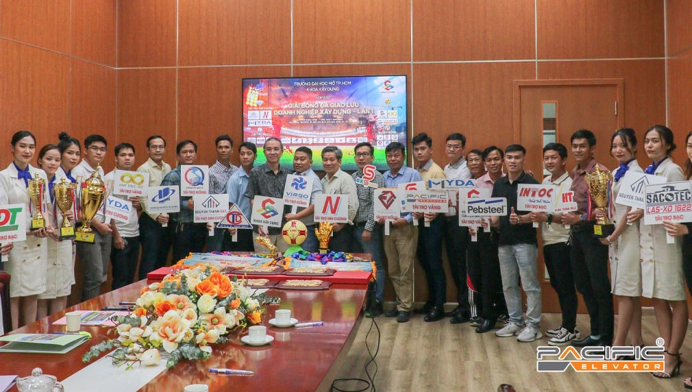 Thang máy Pacific tài trợ chương trình sự kiện tại trường Đại học Mở