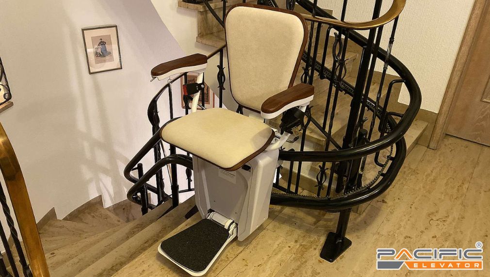 thang ghế stairlift