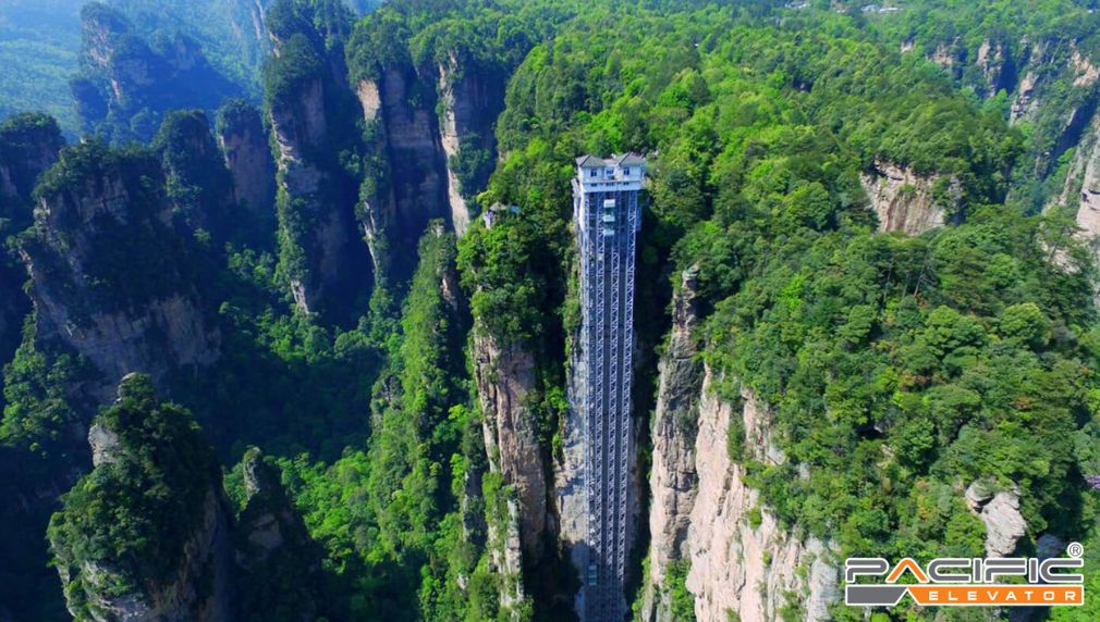 thang máy ngoài trời cao nhất thế giới