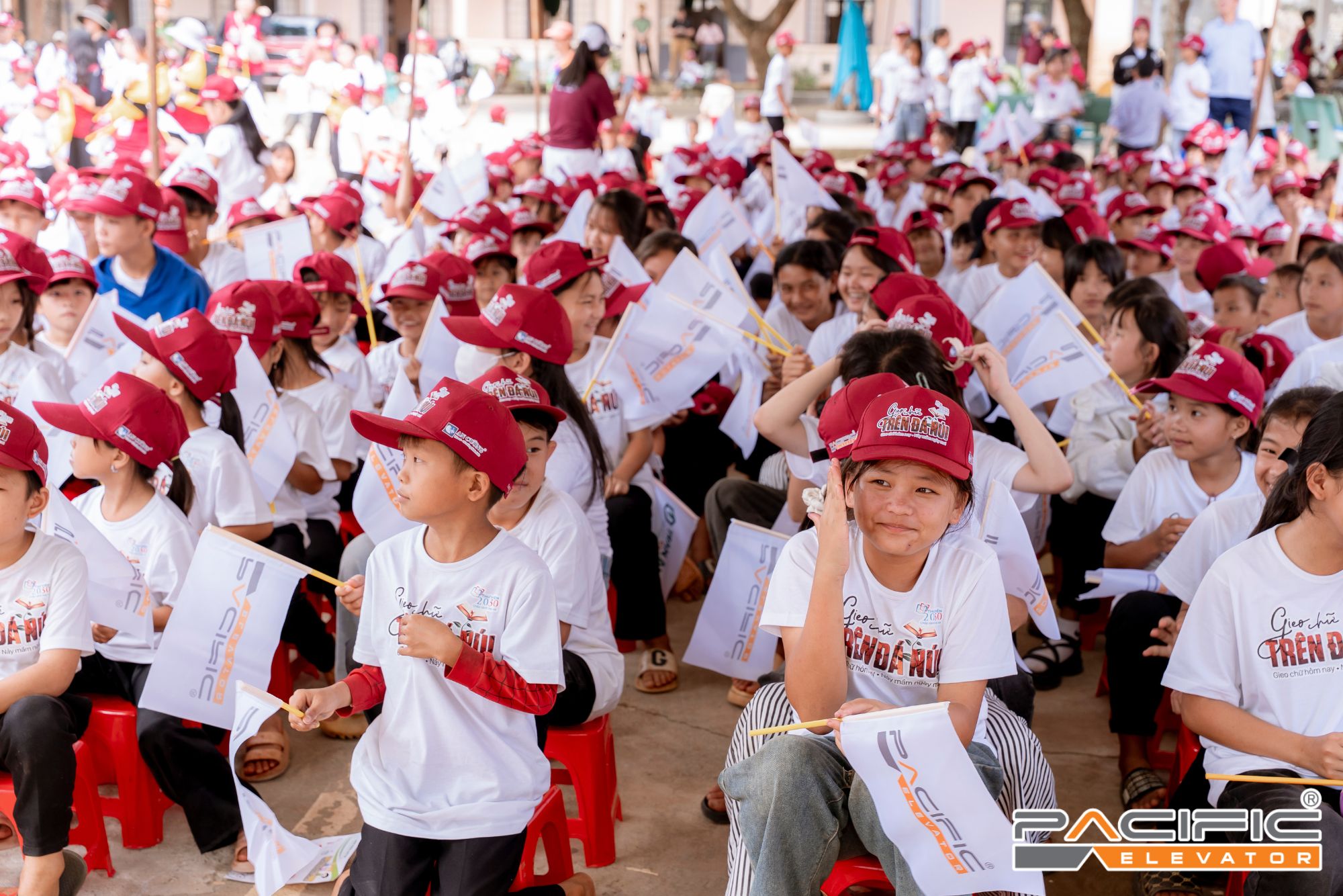 Trường Tiểu học – Trung học cơ sở Vừ A Dính