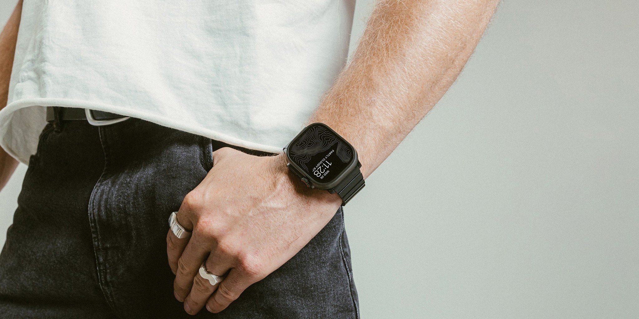 Dây đeo Nomad Titanium cho Apple Watch Series (41/42/46/49mm)