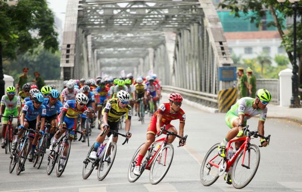 Professional racing bicycle skills