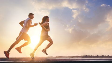 9 sai lầm phổ biến trong tư thế khi chạy bộ mà các runner thường gặp và cách khắc phục hiệu quả