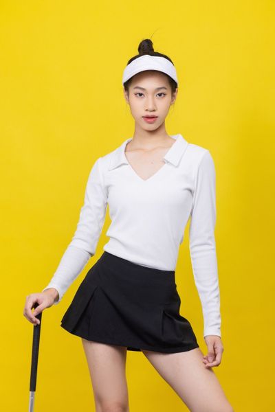 Tinh thần “Năng động - Cá tính” được Quỳnh Trang thể hiện trong hoạt động cá nhân nhằm chào mừng ngày Quốc tế Thiếu Nhi 1/6 thông qua xu hướng thời trang Sporty