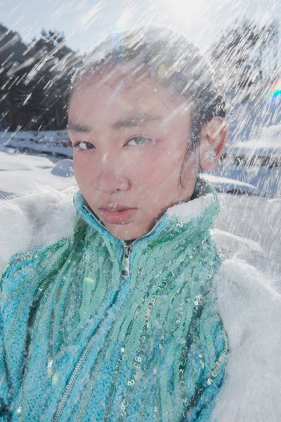 Sarah Trần: 