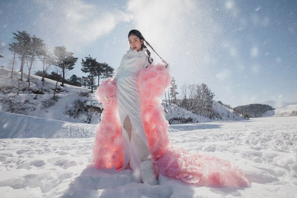 MODEL NGUYỄN HOÀNG THIÊN ÂN - BÉ THỎ CON GÁI SIÊU MẪU XUÂN LAN CHINH PHỤC KHÁN GIẢ VỚI DỰ ÁN THE NEW GENERATION OF MODELS.