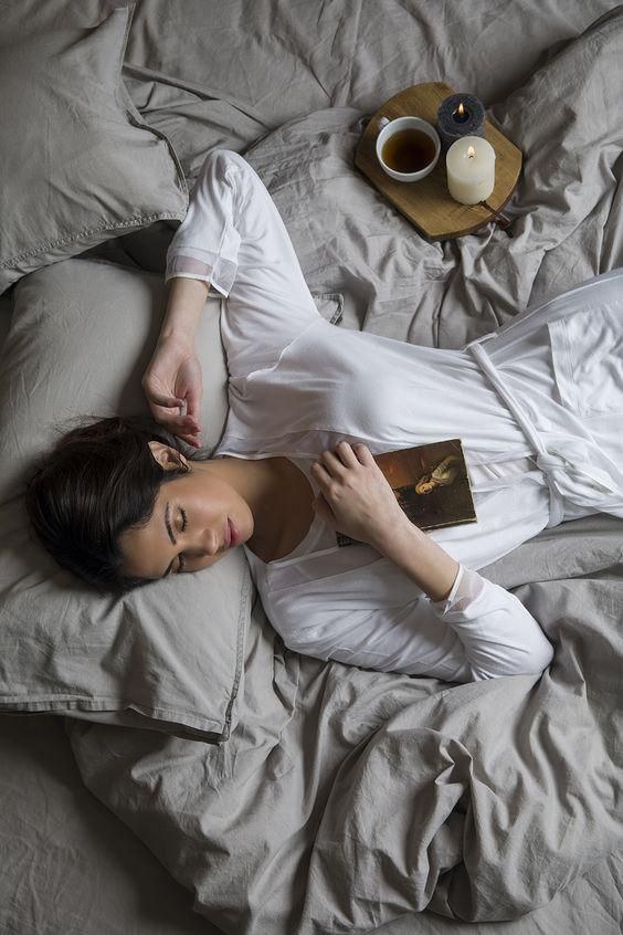 4 Lưu Ý Khi Dùng Nến Thơm An Toàn - Tránh Ngay Sai Lầm Này