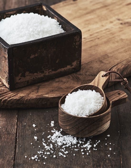 Hương biển trong nước hoa và nến thơm