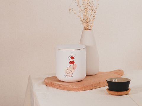 Quà Sinh Nhật Cho Vợ: Nến Thơm Và Những Trải Nghiệm Thư Giãn