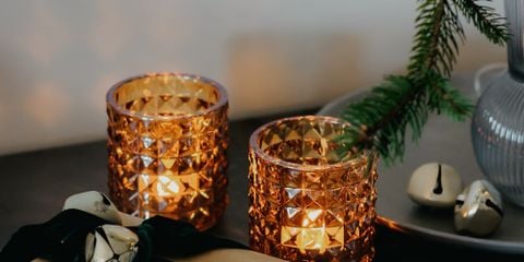 Evergreen Tree-Shaped Candles: Sáng tạo không gian ấm cúng cho mùa lễ hội