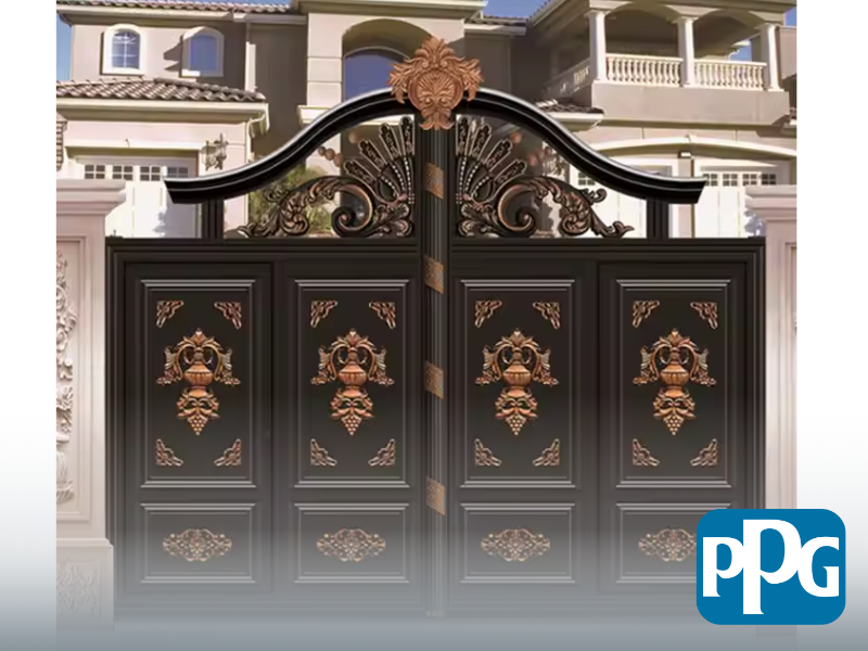 Mẫu 71: Cửa sắt 4 cánh sơn tĩnh điện màu đen kết hợp hoa văn chạm khắc bằng đồng sang trọng
