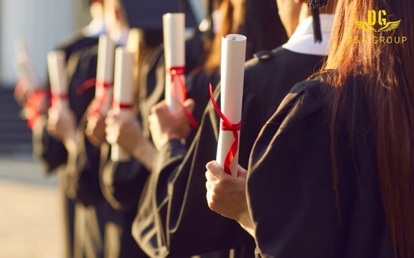 Diploma Là Gì? Những Điều Cần Biết Về Chứng Chỉ Diploma