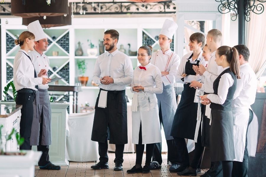 Top Ngành Học Lương Cao Tại Tây Ban Nha: Học Một Lần, Hưởng Lợi Lâu Dài